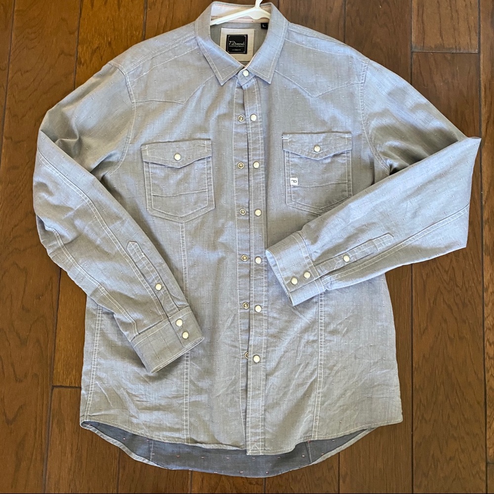 7 Diamonds Button Down Dress shirt
